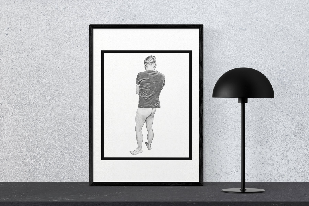 Mono 'Shorts off' print